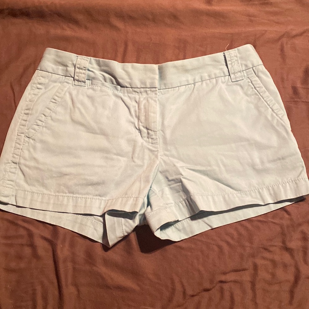 J Crew chino women’s shorts. Size 6 in baby blue color.